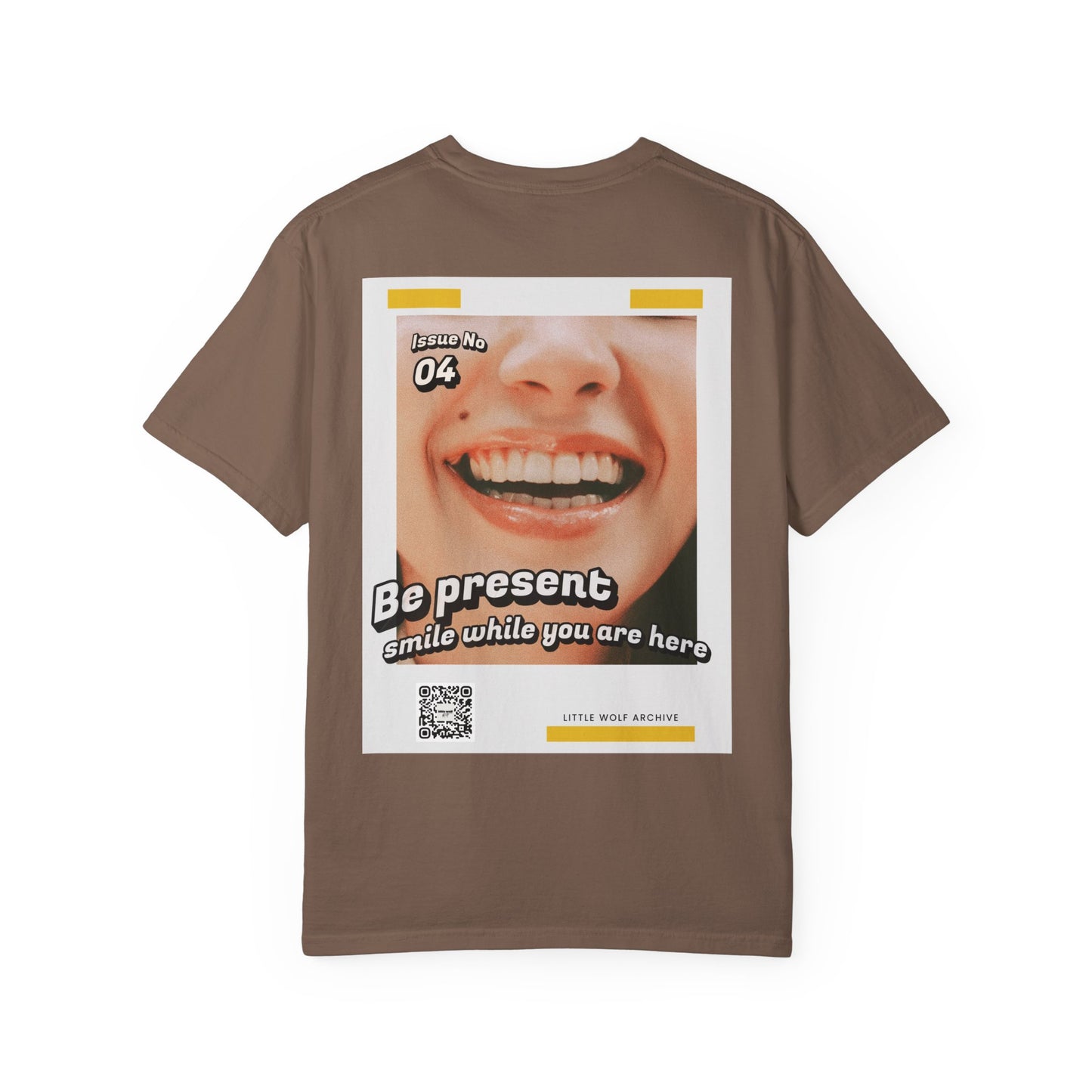 Issue 04 Smile While You Are Here